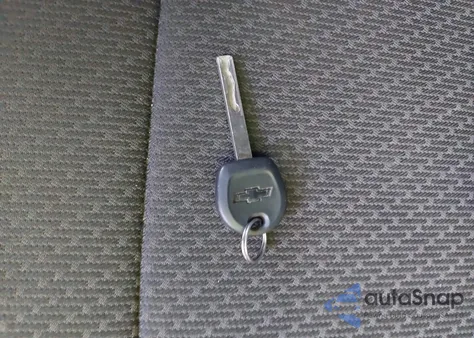 2020 Chevrolet Silverado 1500 4Wd Short Bed Custom z USA, uszkodzony, nr VIN 3GCPYBEH8LG201517